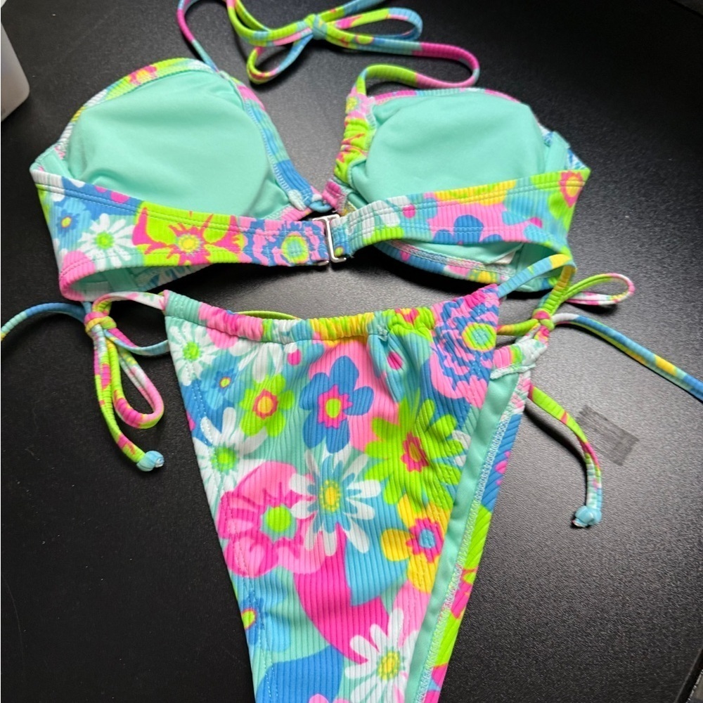 Xhilaration Swimsuit Floral Pink Blue Mint Green Bikini 2 Piece Swimsuit Sz M - Picture 6 of 11